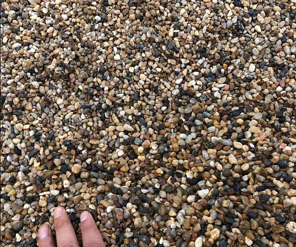 地暖豆石鹅卵石找平回填小石子